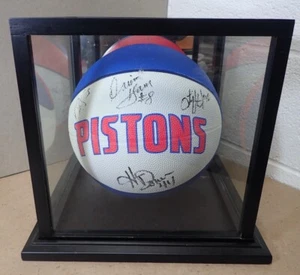 1993-94 Detroit Pistons Multi- Signed Baden Official Basketball With Team Logo - Picture 1 of 17