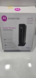 Motorola MB7420 16x4 686mbps DOCSIS 3.0 Cable Modem - Picture 1 of 3