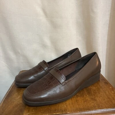 Mocasines cómodos sin cordones Easy Spirit para mujer de cuero Oxford de cocodrilo talla 8,5 BD Foto 1 de 4