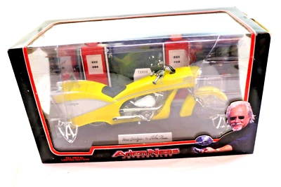 Harley Softail Custom Diecast 57 Arlen Ness diorama con exhibición y caja #89999 Foto 1 de 4