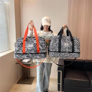 Carry on Travel Bag Large Capacity Weekender Overnight Duffle Bags for Women New - Picture 1 of 13