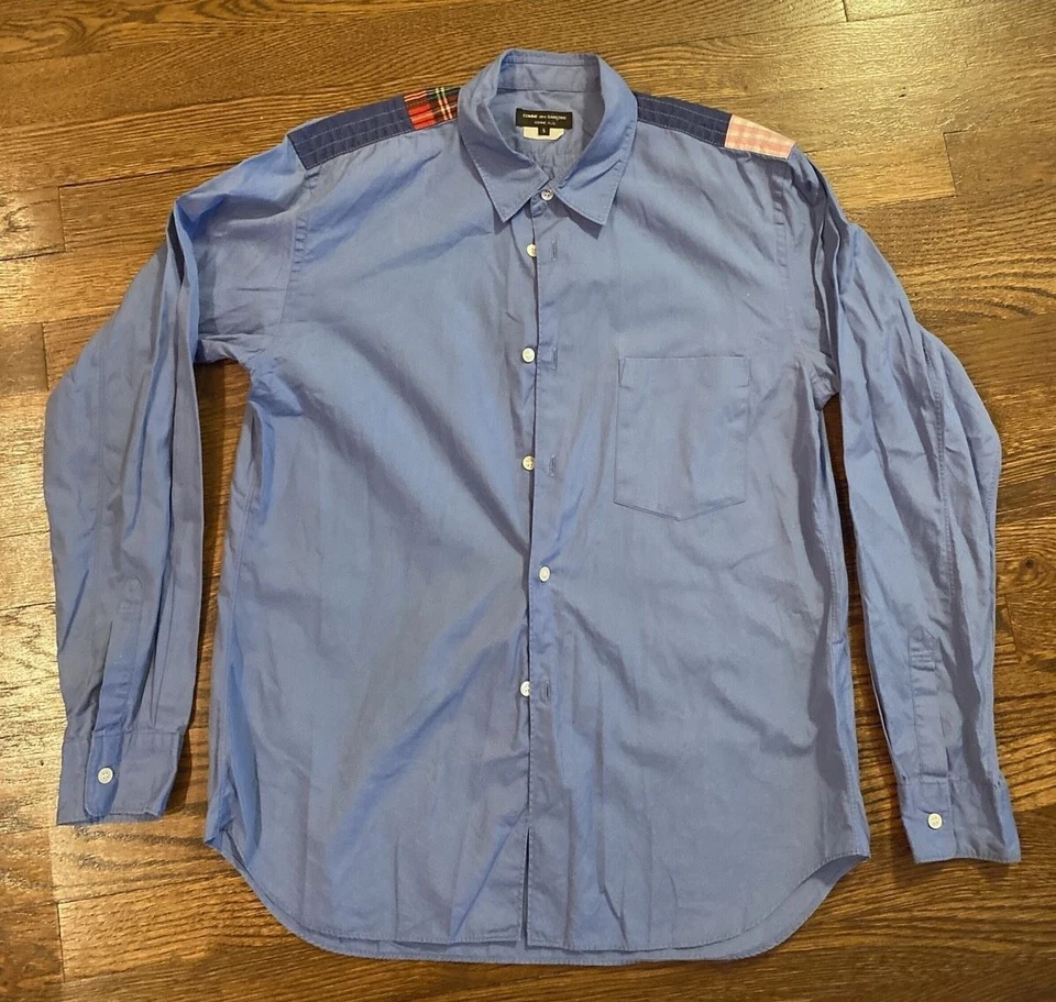 COMME DES GARÇONS HOMME PLUS Azul con Parche Charreteras Talla S Foto 1 de 4