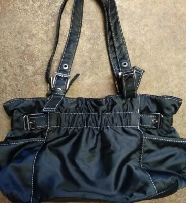 Bolso de hombro Kenneth Cole Reaction negro de nailon cartera-16x8,5x4 Foto 1 de 4