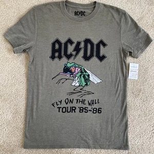 LUCKY BRAND (AC/DC FLY ON THE WALL 85-86 TOUR) MENS LOGO T SHIRT Small NWT OLIVE - Picture 1 of 7
