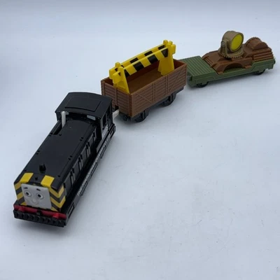 Thomas Trackmaster Mavis’ Late Night Track Repair FUNCIONA Motorizado Brilla en la Oscuridad Foto 1 de 4