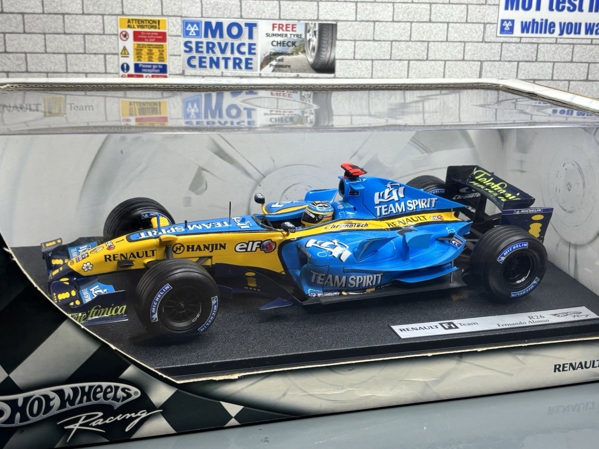 最終お値下げ！！HOT WHEELS アロンソ RENAULT限定品(1/18) Hot Wheels Fernando Alonso 1:18 Scale Diecast Formula 1 Cars