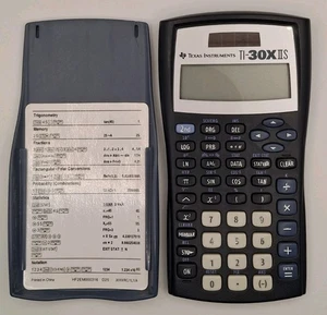 Calculadora científica Texas Instruments TI-30X II S con cubierta - azul marino - Imagen 1 de 2