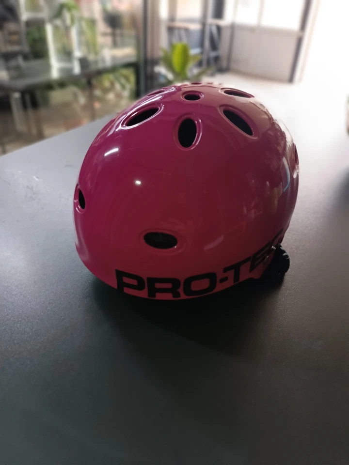 PRO-TEC Water B2 Wake Helmet Size Small Punk Pink 49-52cm. Kite Wake Sports  - Image 1 of 4