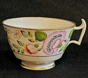 An Early 19thC English Porcelain Tea Cup, Hand Painted with Flowers - Picture 1 of 11