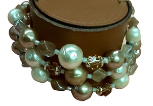 Women’s 3-Tier Wire Cuff Bracelet Bead Silver Pink Pearlescent Texture Open 9" L - Picture 1 of 13