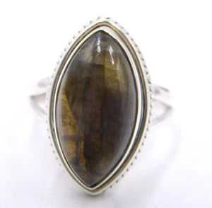 5.7Gm 925 Argento Sterling Naturale Labradorite Cab Gemma Misura Anello 7 " US - Foto 1 di 5