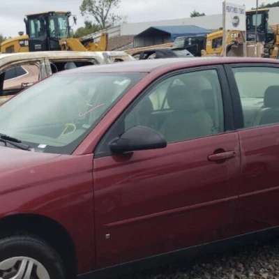 Espejo retrovisor lateral izquierdo Chevrolet Malibu Classic: 2004, 2005, 2006, 2007, eléctrico Foto 1 de 4