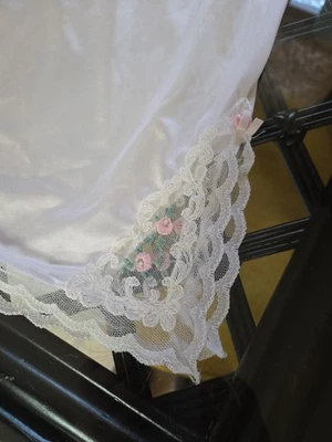 vtg HENSON KICKERNICK Half Slip Skirt LACE Ribbon Pink Roses  - Image 1 of 4