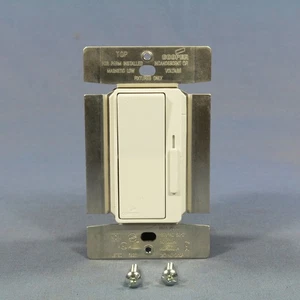 Cooper White Single-Pole & Multi-Way Decorator Slide Dimmer 1000W 120V DI10P-W - Picture 1 of 5