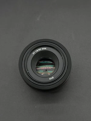 Sony DT 50mm f/1.8 SAM - Image 1 of 4