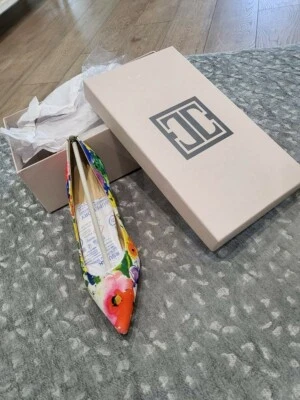 Ivanka Trump Zapatos Mujer, Tacones Punta Talla 6, Estampado Flor Foto 1 de 3