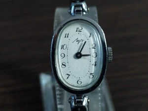 Watch LUCH Vintage Women's bracelet Lady   watch  Vtg  Beauty Soviet Mechanical  - Picture 1 of 21