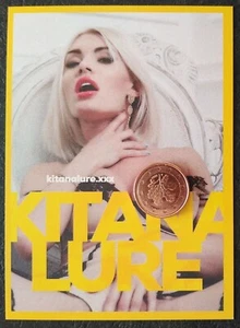 4169 Kitana Lure Cat Erotik Model Venus # Mini Autogrammkarte Fan Card - Picture 1 of 1