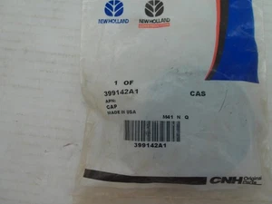NEW HOLLAND -  CAP  -  399142A1 -   NHB1 - Picture 1 of 2