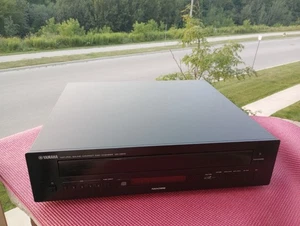 Yamaha Natural Sound CD-C600 Compact Disc 5-Disc CD Changer TESTED ++ NO REMOTE - Picture 1 of 6