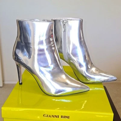 Botines Gianni Bini Nailah, para mujer talla 7M plateados nuevos con etiquetas Foto 1 de 4