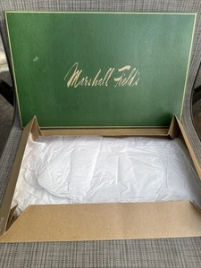 Marshall Field’s Gift Box 15x10x2 Chicago Cardboard Christmas B-day Vintage - Picture 1 of 3