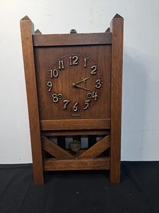 Orologio vintage primi '900 sessioni arti e mestieri stile missione mantello senza chiave - Foto 1 di 21