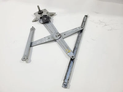 2005 2014 Toyota Tacoma OEM manual regulador de janela dianteira esquerda  - Imagem 1 de 4