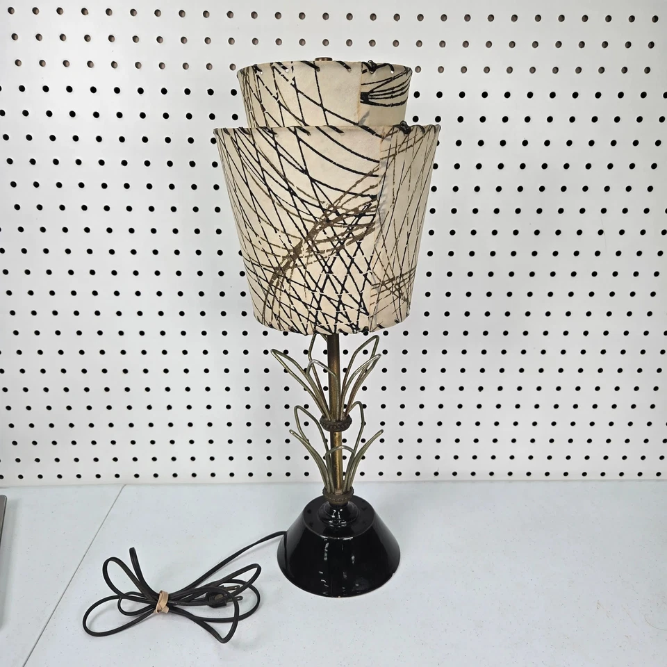 Vtg Mid Century Modern Atomic Dual fiberglass shade table lamp Gold Black - Image 1 of 4