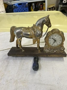 Vintage United Horse Clock Electric YES IT WORKS Self Starting Clock - Bild 1 von 7