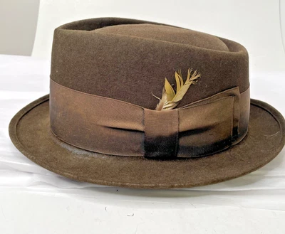 1940's Royal Stetson Fedora tamanho 7 1/8 longo feltro de lã oval feito nos EUA marrom escuro - Imagem 1 de 4