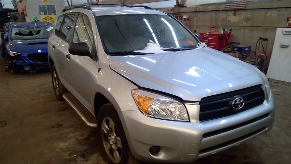 Condensador de CA compatible con 06-12 RAV4 6448005 Foto 1 de 4