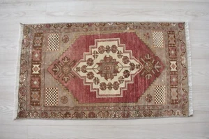 Vintage Rug, Small Rug, Anatolian Turkish Rug, Sivas Red Rug, 34 x 19 in - Picture 1 of 10