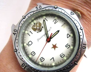 LEGENDARY RUSSIAN VINTAGE MENS WATCH VOSTOK KOMANDIRSKIYe MECHANICAL WORKING - Picture 1 of 16
