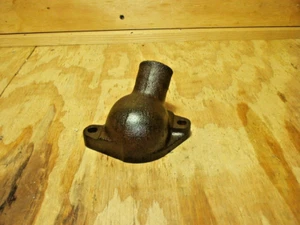 1949 1950 1951 1952 1953 Oldsmobile engine water outlet housing GM # 555750 - Picture 1 of 3