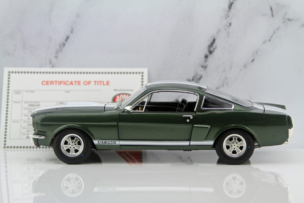 Ford Mustang Shelby GT350 Ford 1:18 Scale Contemporary Ford Mustang Shelby GT350 Ford 1:18 Scale Contemporary