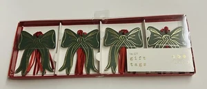 Neu 16 CBE Paperie Geschenkanhänger grüne Schleifen goldene Linien rotes Band weißer Hintergrund - Bild 1 von 11