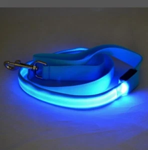 Blue led lit dog leash - Picture 1 of 7