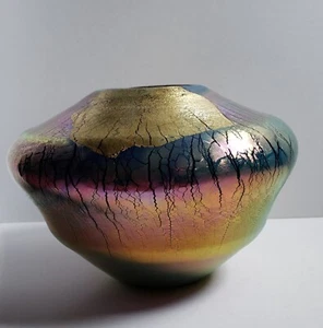 Robert Eickholt signed Iridescent Gold Foil Art Glass Vase 1985 - Picture 1 of 16