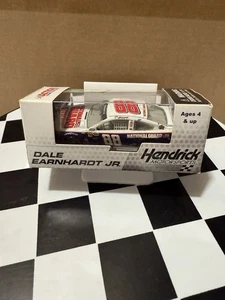 RARE* Dale Earnhardt Jr #88 NATIONAL GUARD 2013 1/64 Action Nascar Diecast - Picture 1 of 5