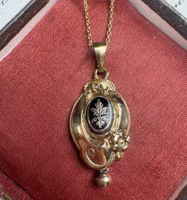 Biedermeier, um 1830, Anhänger, Emaille, 333 Gold, antik - Bild 1 von 4