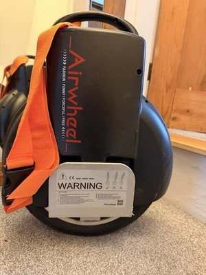 Airwheel Double Wheeled Unicycle - Image 1 of 4