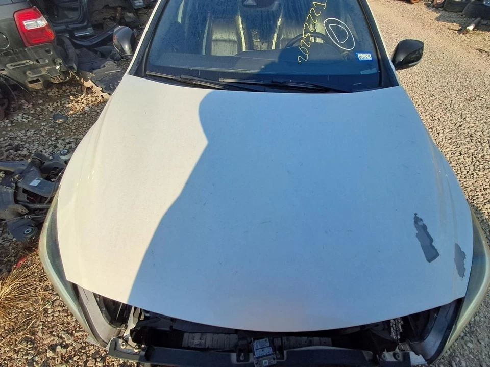 (LOCAL PICKUP ONLY) Hood Fits 17-19 INFINITI QX30 2607729 - Изображение 1 из 1