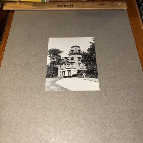 Picture 1 of 5