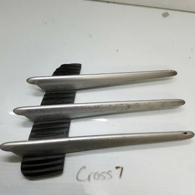 Guardabarros delantero derecho Chrysler Crossfire 2004-2008 moldura 1938810211 Foto 1 de 4