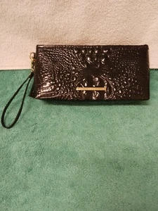 Brahmin Melbourne KAYLA Large Leather Wristlet Black EXCELLENT - Picture 1 of 10
