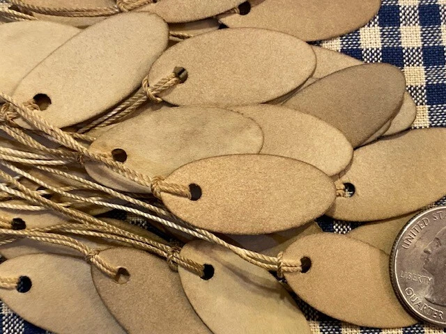 Nuevo Artículo ~ 100 Etiquetas Colgantes Primitivas Pequeñas 1-1/2" Ovaladas Manchadas de Café Precio Lote  Foto 1 de 4