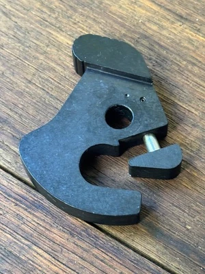 Cerradura de leva con pestillo giratorio Harley-Davidson para portaequipajes Sissy Bar #B8 Foto 1 de 3