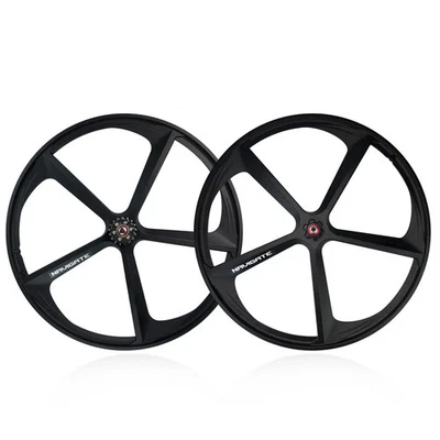 Bicycle Wheel 700C Magnesium Alloy 5 Spoke Single Speed Bike Fixed Gear Wheelset - Image 1 of 4