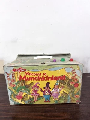 Juego de colección Mego Mago de Oz Munchkinland 1976 usado raro Foto 1 de 4